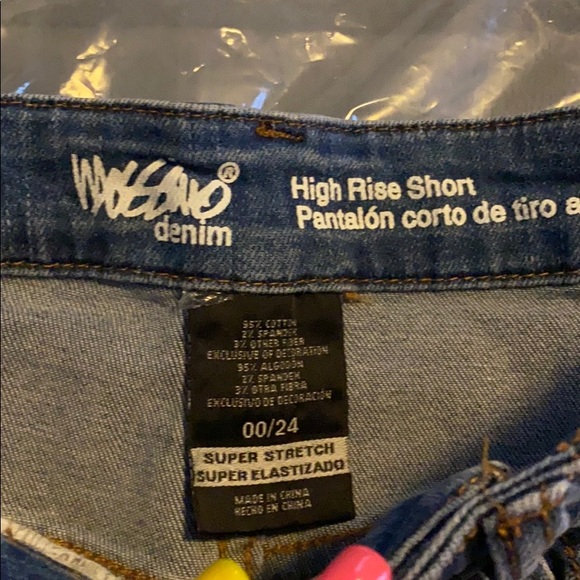 Girls shorts - Picture 2 of 3